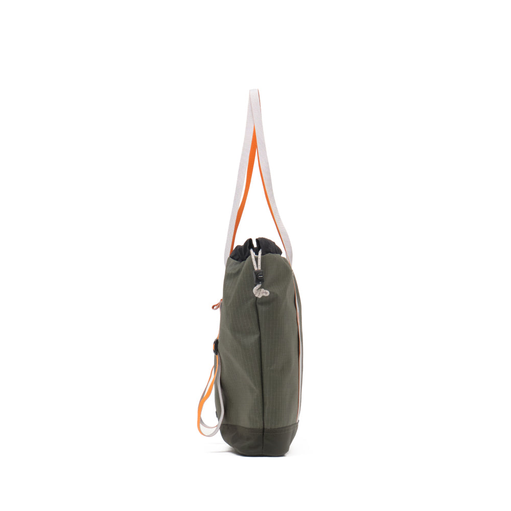 WEEKEND TOTE 601